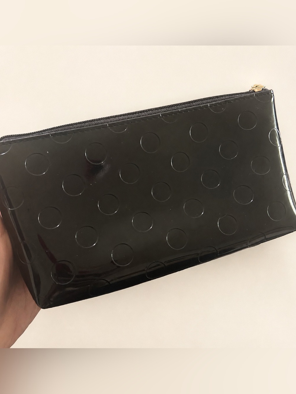 KATE SPADE Patent Black Zip Pouch EUC - Picture 2 of 9